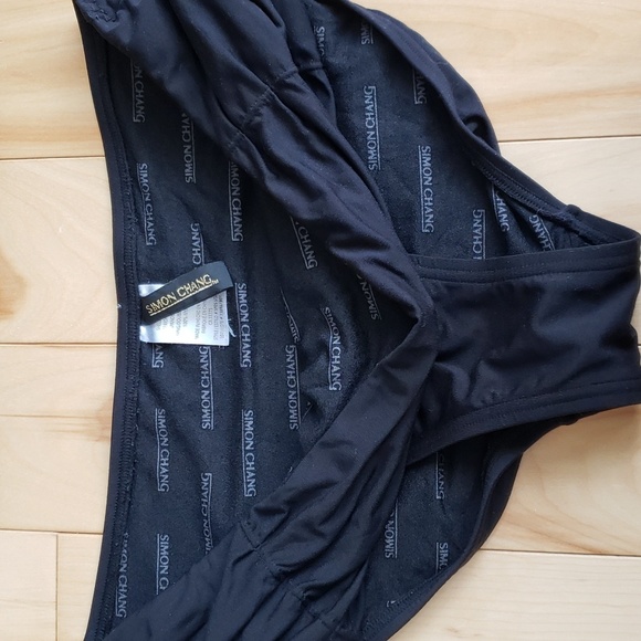 Simon Chang bikini 👙 - Picture 12 of 14